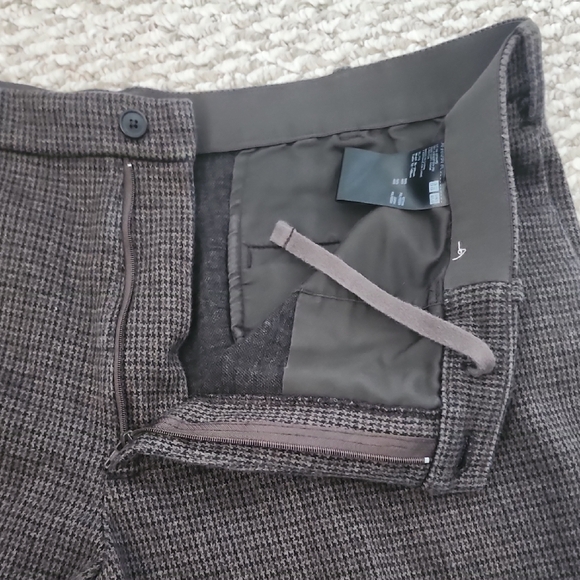 Uniqlo Men's Brown Dress Pants - Picture 5 of 7